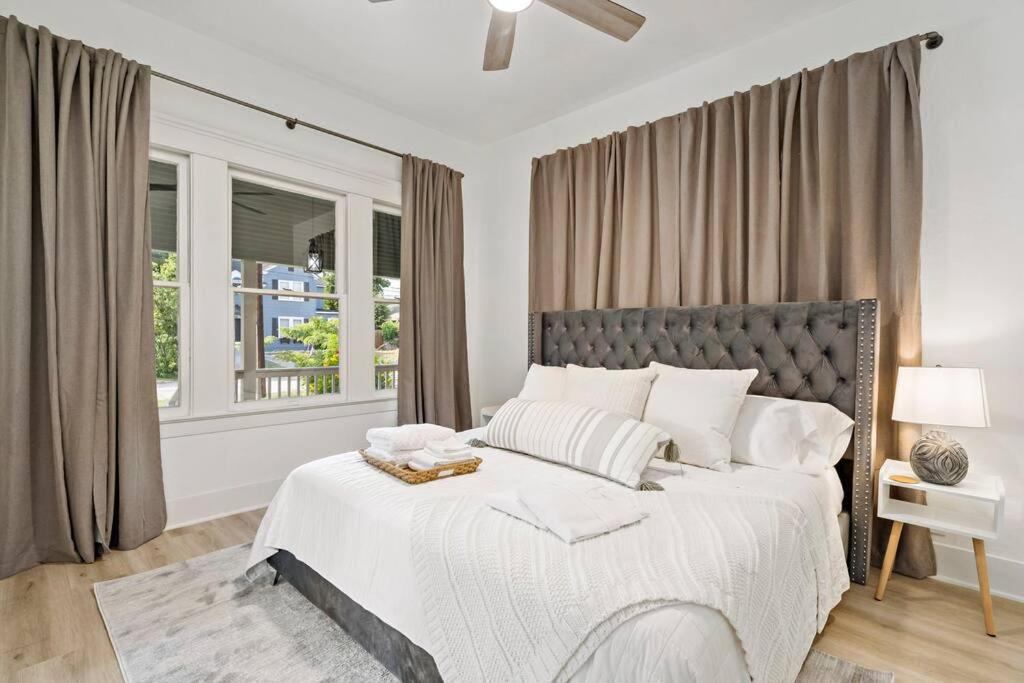 Villa Urban Elegance Retreat à San Antonio Extérieur photo
